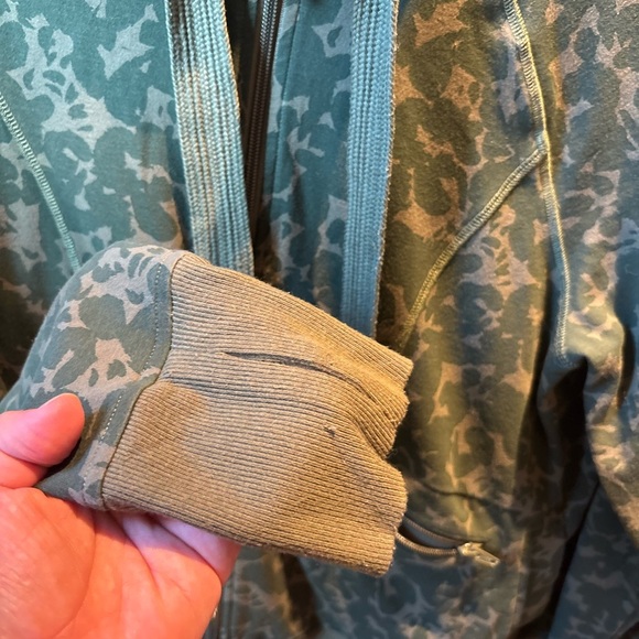 Cabi Athleisure Camouflage Zip-Up Hoodie - Picture 4 of 5